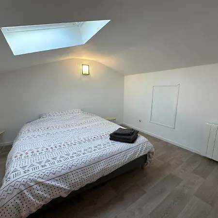 Bel Et Garage Apartment *