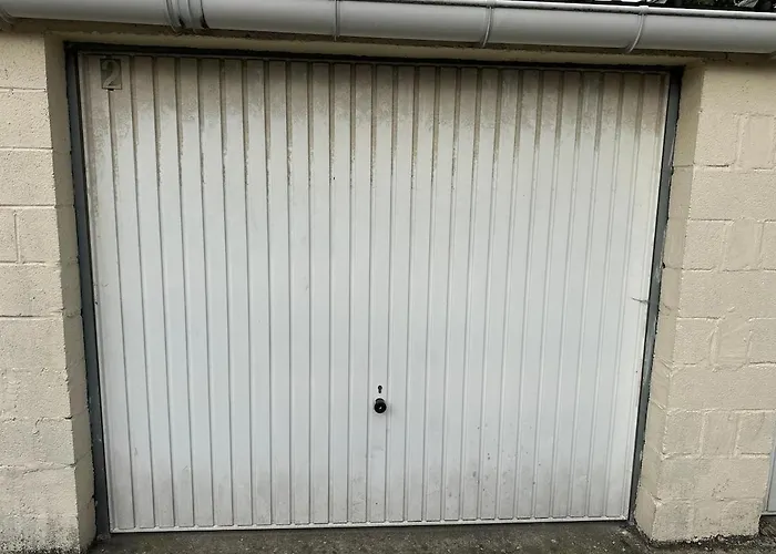 Bel Et Garage * Anzin